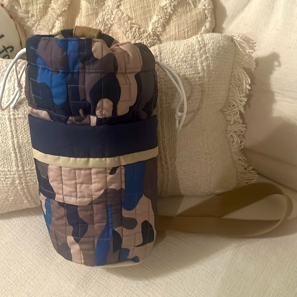 Sling bag quilted